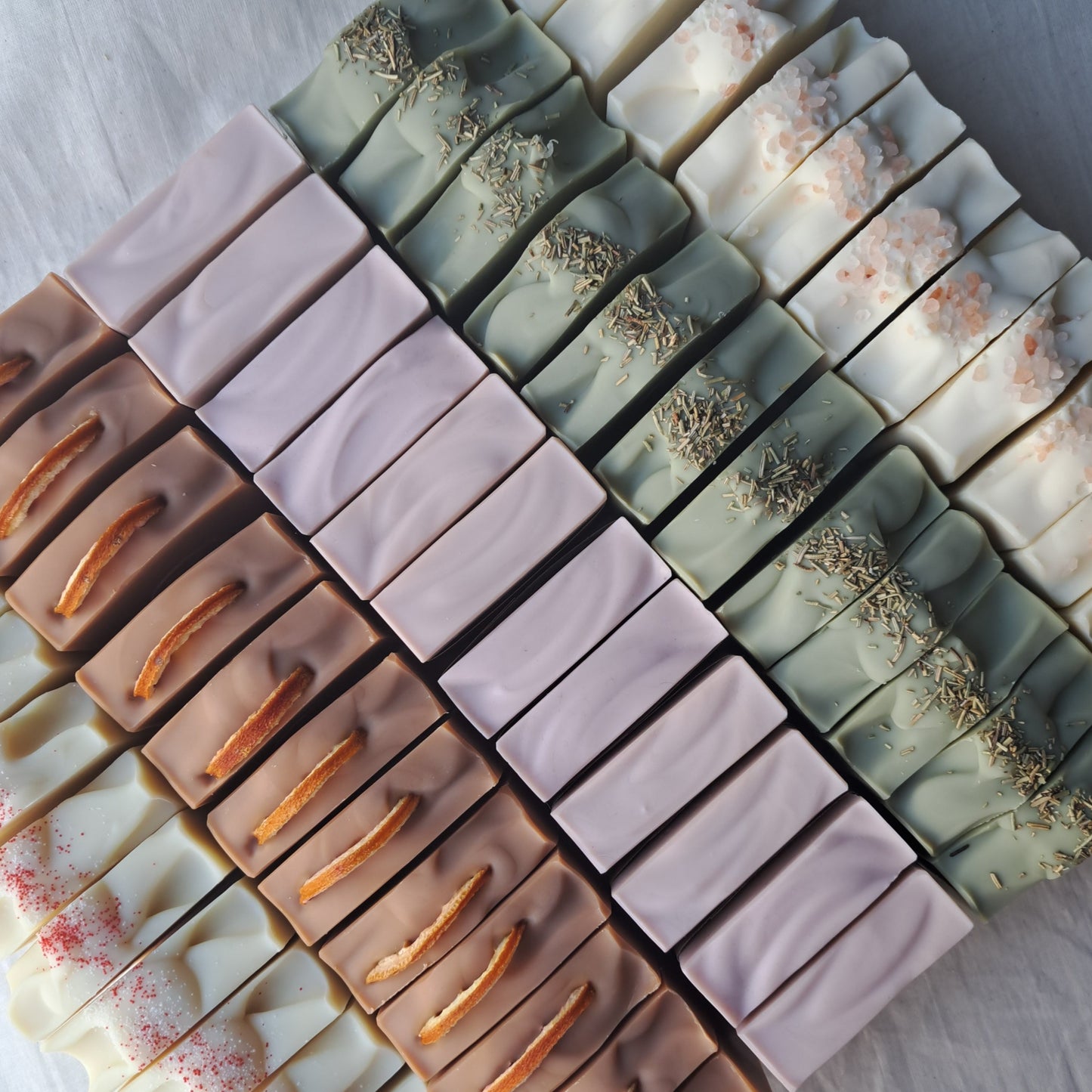 Calico handmade soap bar - Pink salt & clay