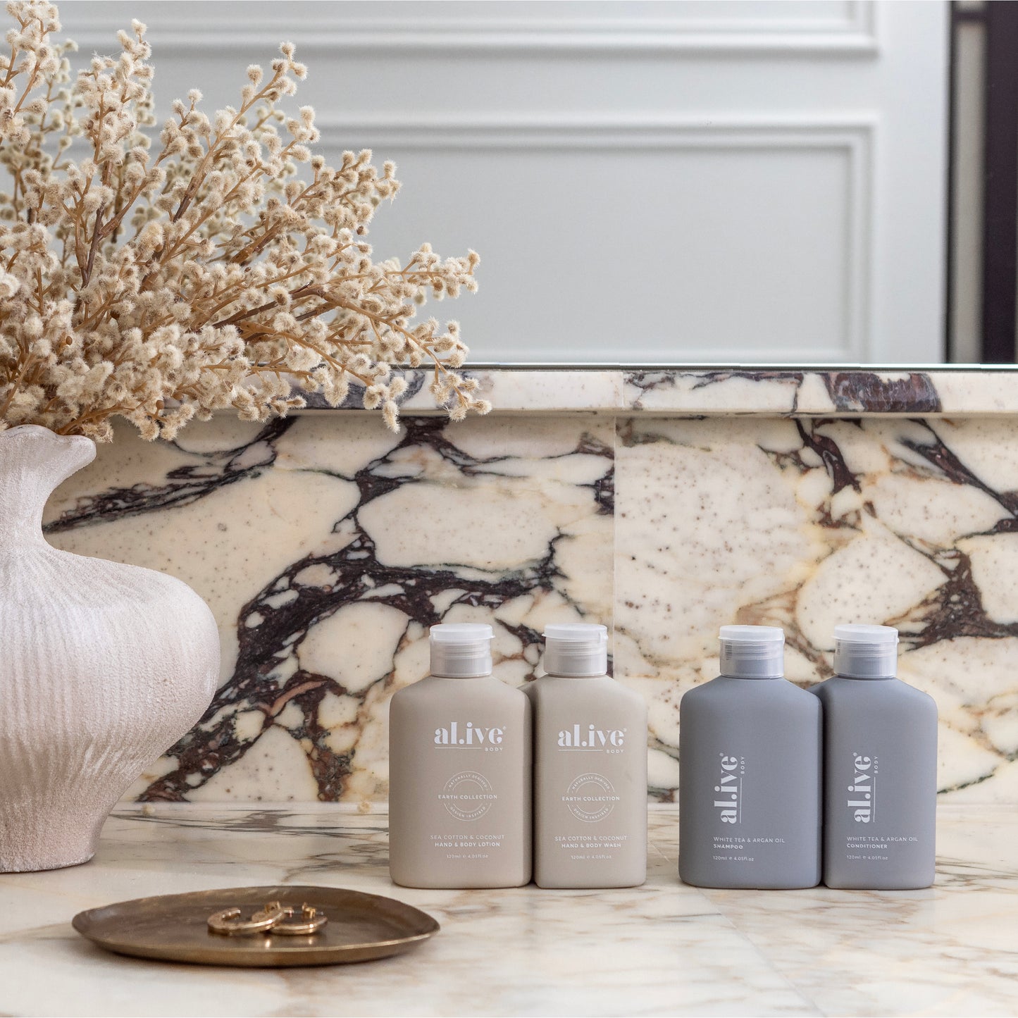 Al.ive holiday travel pack