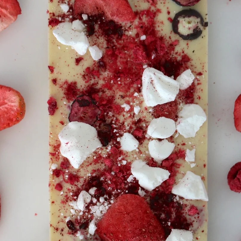 Pavlova Winnow Premium Chocolate Bar