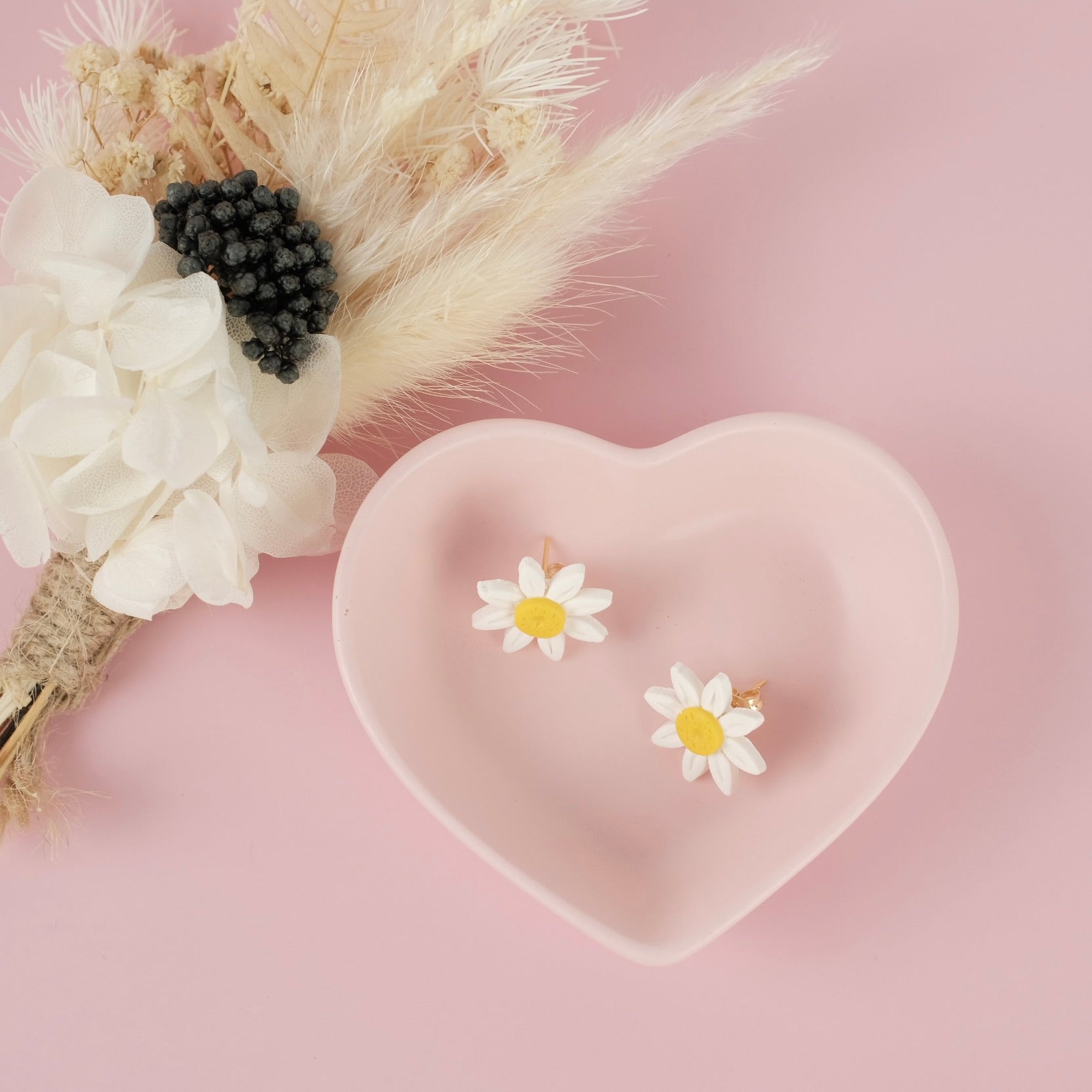 Daisy Stud Earrings