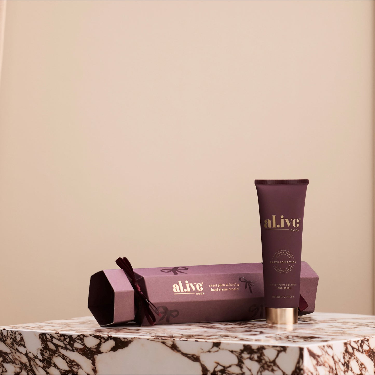 Al.ive hand cream cracker - sweet plum & berries