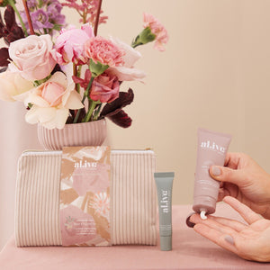 Al.ive Hand & Lip Gift Set - A Moment To Bloom