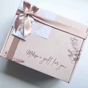 Personalised Gift Box (inc name, ribbon, wood wool filling + FREE Gift Tag)